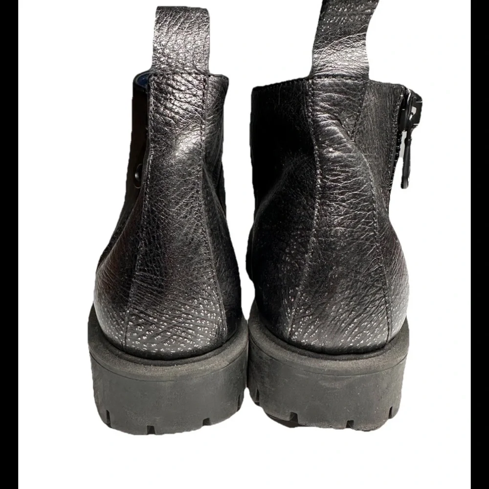 POLLINI Women’s Black Soft Italian Leather Lug Sole Ankle Boots Sz 8.5